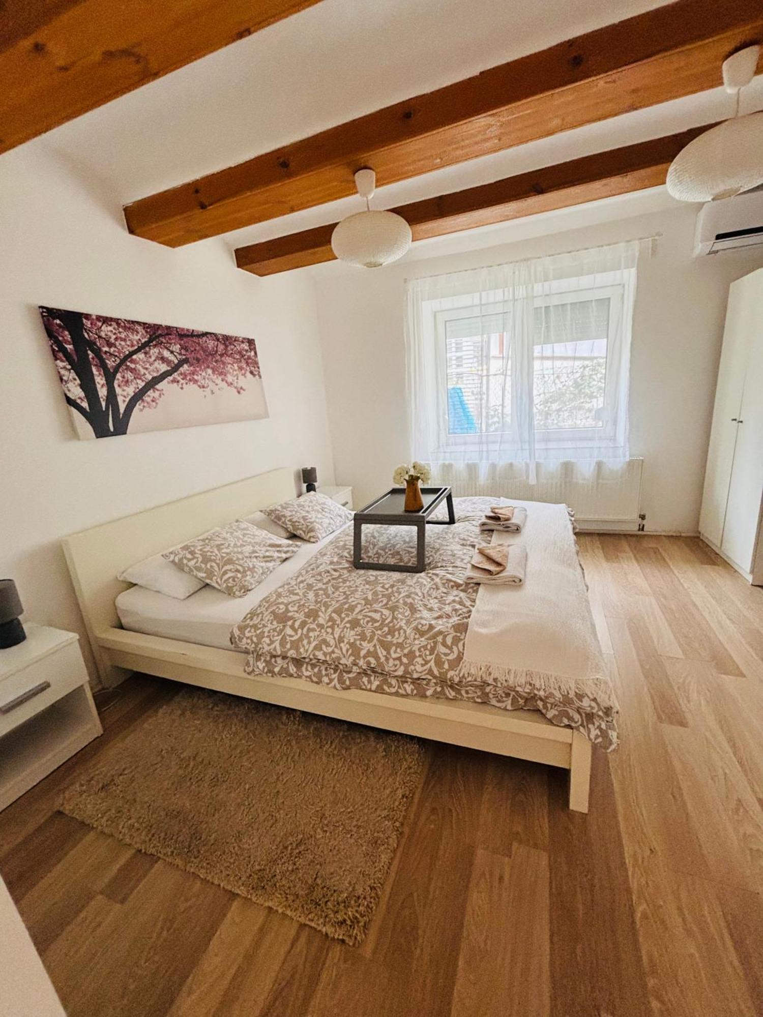 Levendula Apartmanhaz Badacsonytomaj Zewnętrze zdjęcie